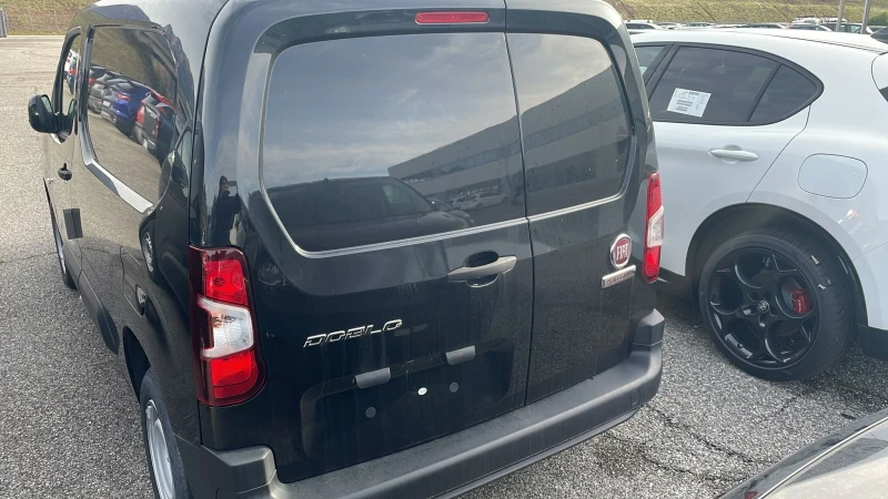Fiat Doblo 1.6 92кс. Чисто нов, снимка 3 - Автомобили и джипове - 53181500