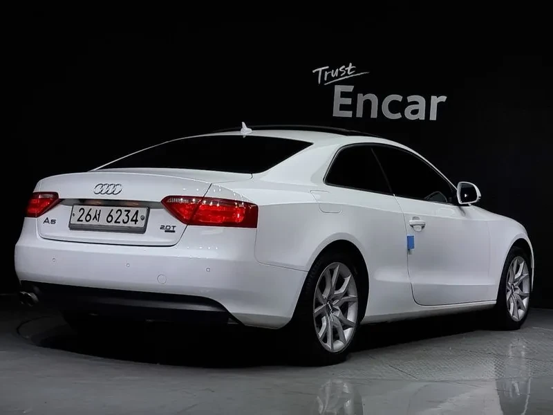 Audi A5 2.0 TFSI QUATTRO 8T3, снимка 2 - Автомобили и джипове - 54909758