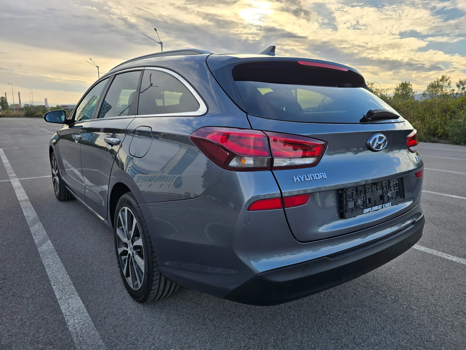 Hyundai I30 1.6CRDI 16V/FACELIFT/EURO 6B - изображение 7