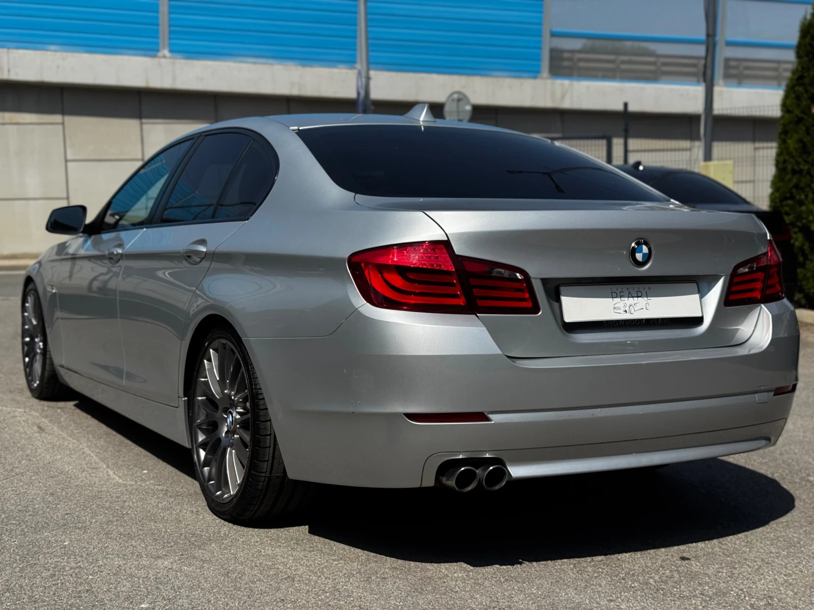 BMW 525 Lim. 204kc Automatic Bi-Xenon Schiebedach Подгрев - изображение 6