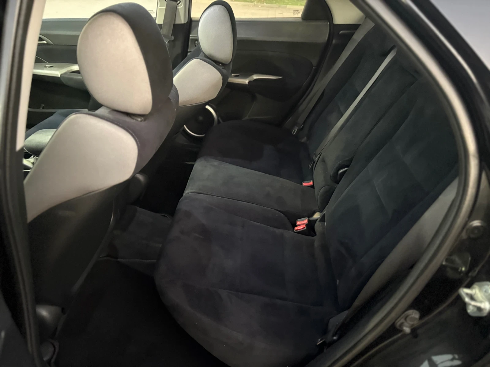 Honda Civic 2.2cdti обслужена! Лед фарове! Sportpack - изображение 10