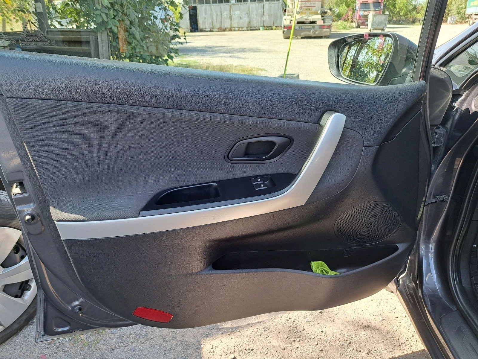 Kia Ceed 1.4 CRDI / EURO5B / 6 СКОРОСТИ - изображение 9