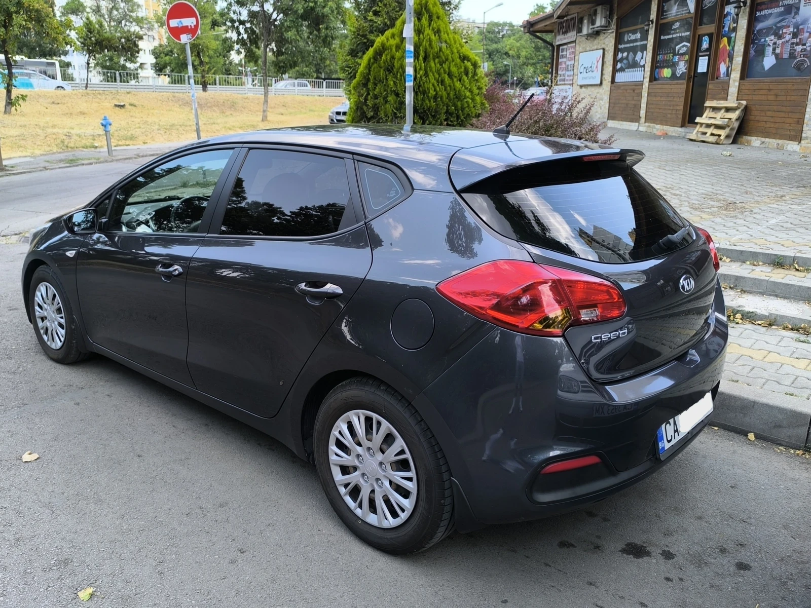 Kia Ceed 1.4 CRDI / EURO5B / 6 СКОРОСТИ - изображение 4