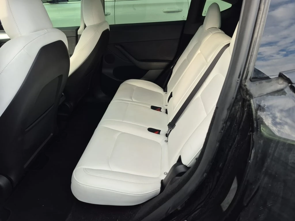 Tesla Model Y * PERFORMANCE * CARFAX * ��� ������������ ������ | Mobile.bg � ����������� 13