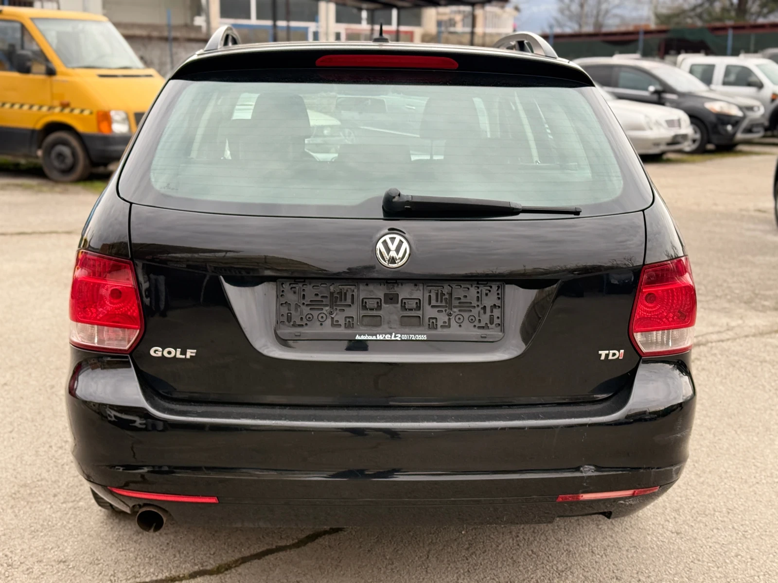 VW Golf 1.6TDI - 105ps, снимка 6 - Автомобили и джипове - 53933645