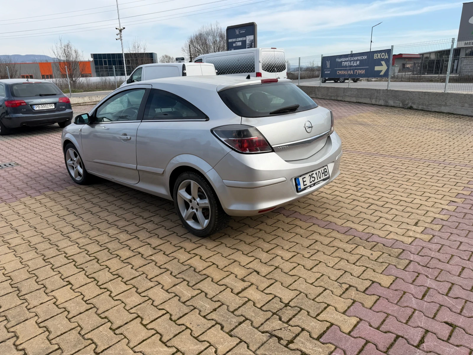Opel Astra, снимка 3 - Автомобили и джипове - 54334606