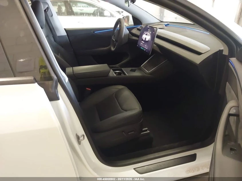 Tesla Model Y 2026 Long Range AWD | Launch Series | Premium, снимка 9 - Автомобили и джипове - 54932368
