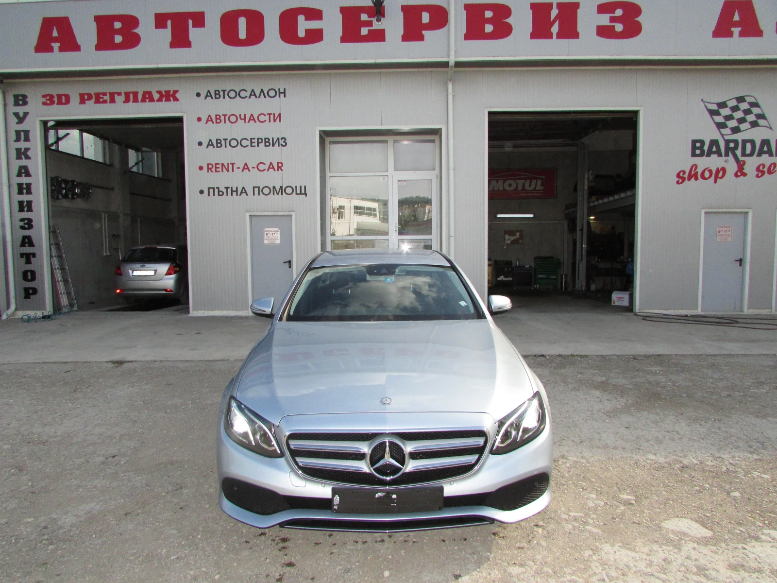 Mercedes-Benz E 220 CDI OM654920, снимка 3 - Автомобили и джипове - 55056462