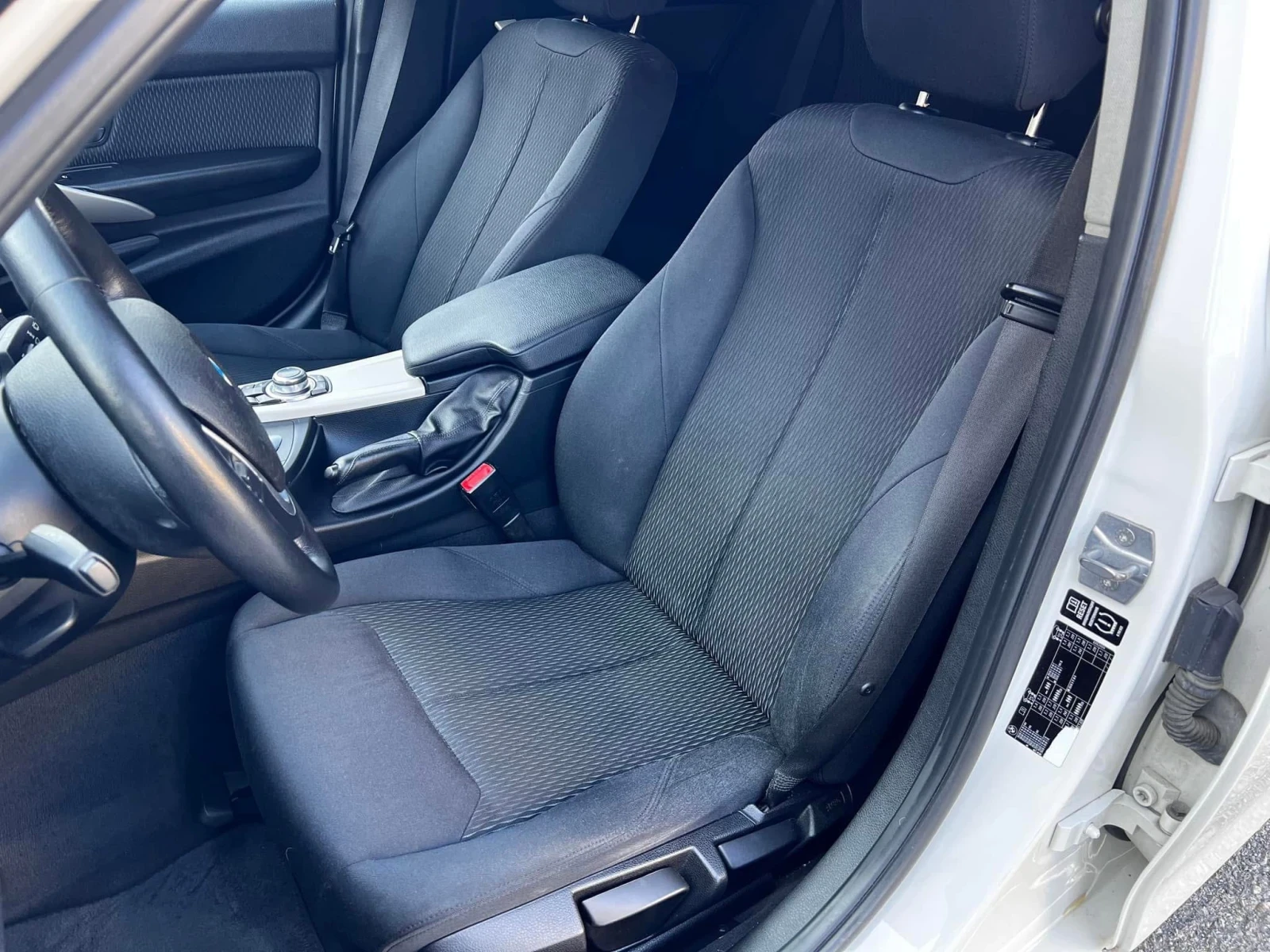 BMW 318, снимка 9 - Автомобили и джипове - 55156866