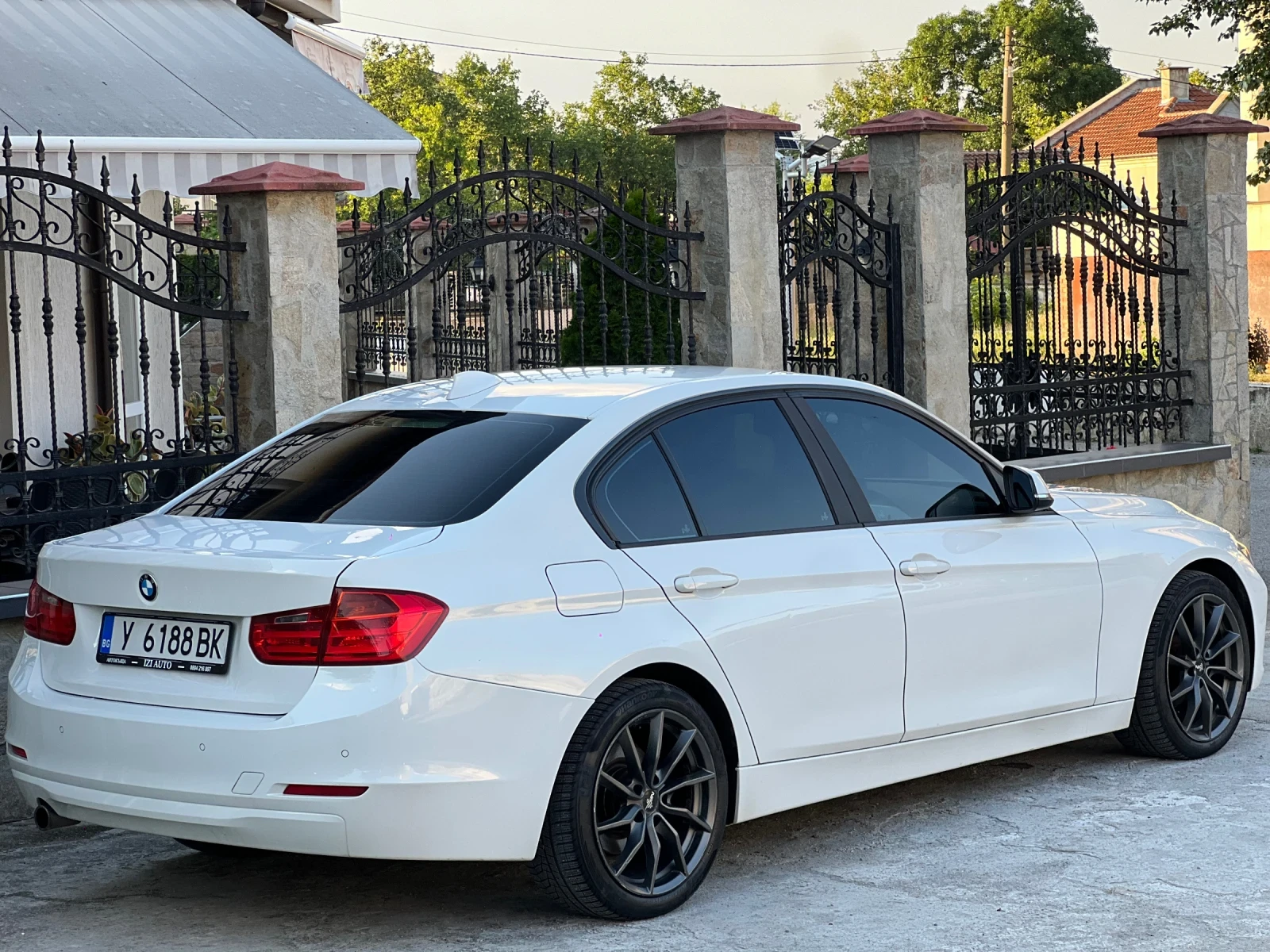 BMW 318, снимка 4 - Автомобили и джипове - 55156866