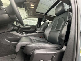 Volvo XC40 B5 AWD Plus Dark Theme, снимка 14
