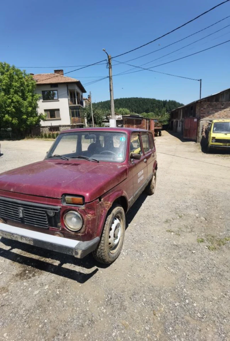 Lada Niva, снимка 2 - Автомобили и джипове - 47385113