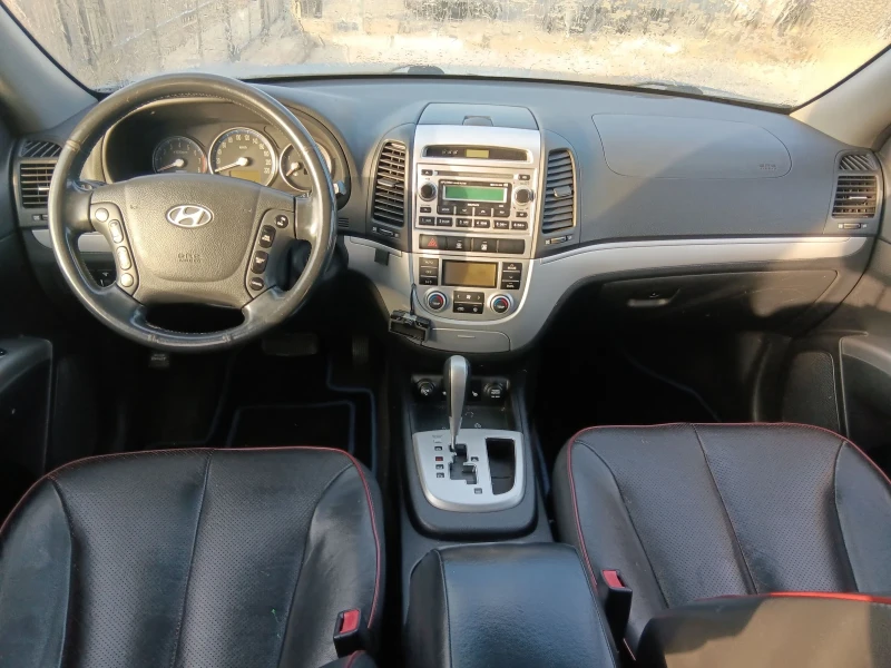 Hyundai Santa fe 2.7i V6 7места, снимка 9 - Автомобили и джипове - 48627663