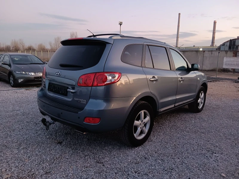 Hyundai Santa fe 2.7i V6 7места, снимка 4 - Автомобили и джипове - 48627663