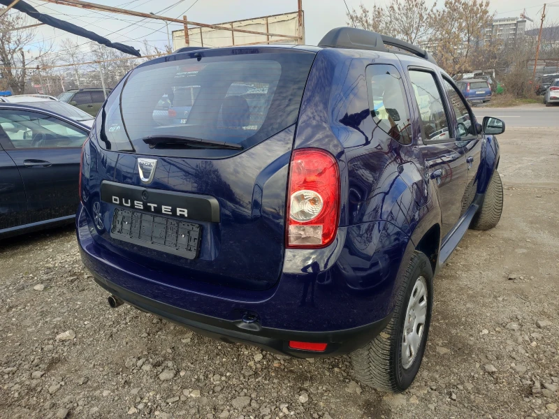 Dacia Duster 1.6i 105кс ГАЗОВ ИНЖЕКЦИОН , снимка 5 - Автомобили и джипове - 48953711