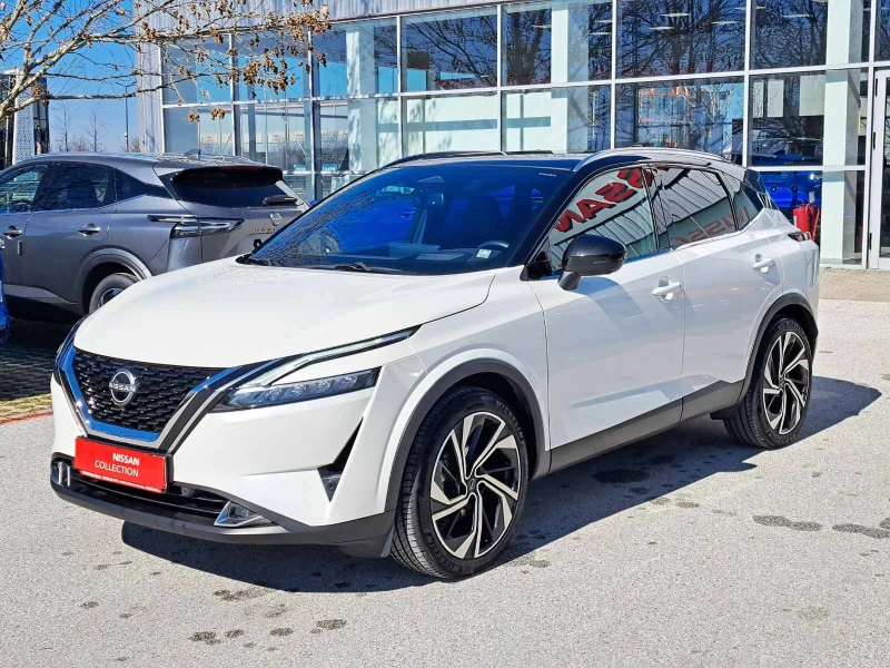 Nissan Qashqai 1.3 DiG-T HO 4x4 CVT Tekna plus, снимка 4 - Автомобили и джипове - 49397520