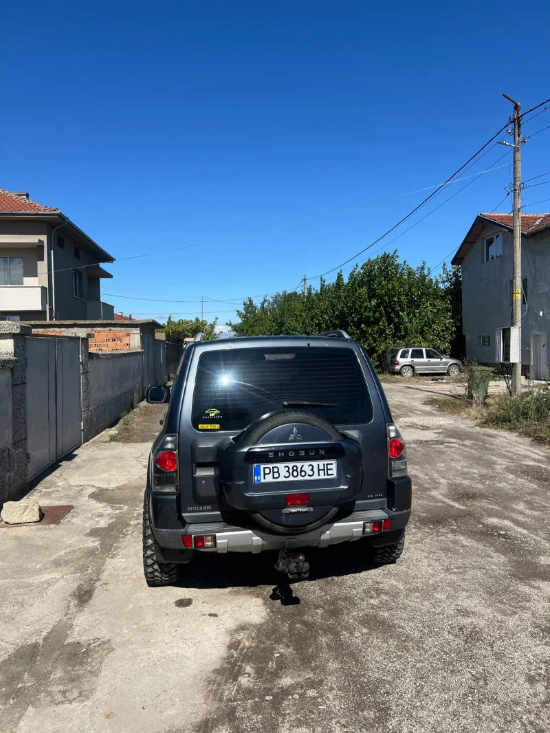 Mitsubishi Pajero, снимка 8 - Автомобили и джипове - 52932036