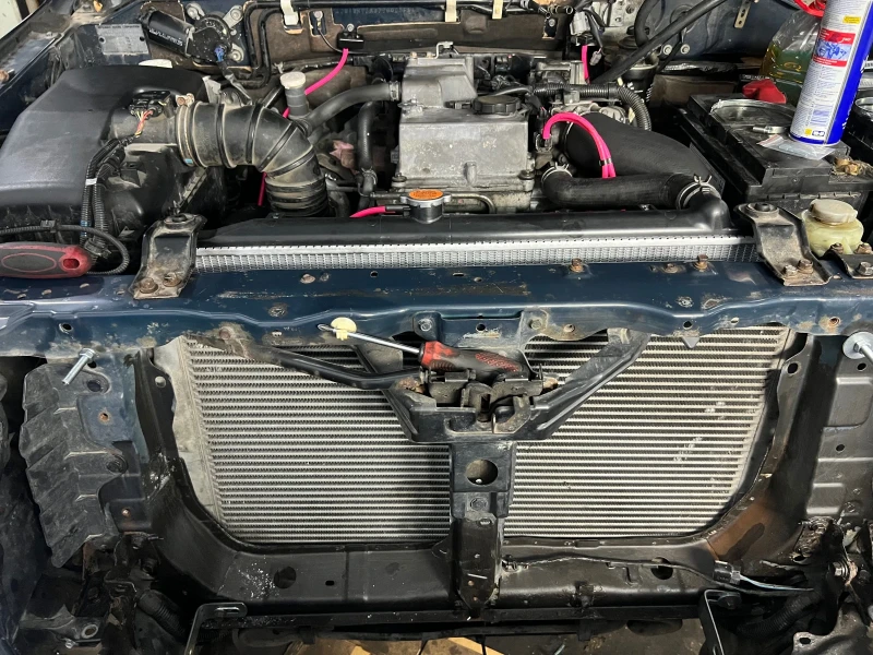 Mitsubishi Pajero, снимка 2 - Автомобили и джипове - 52932036