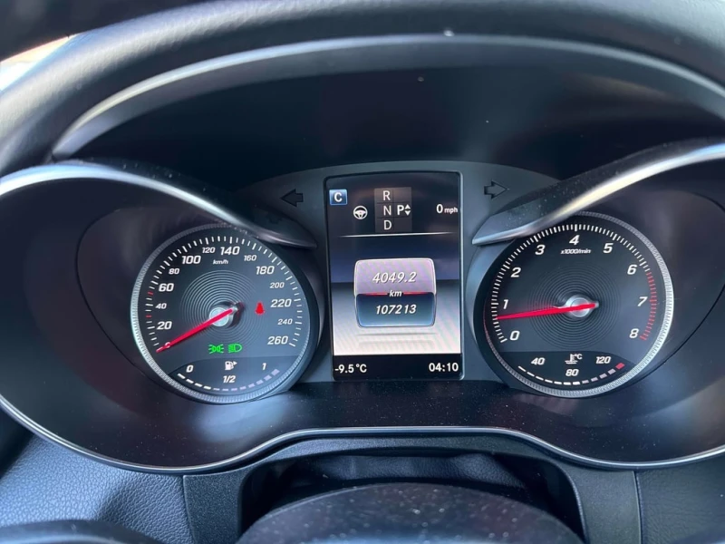 Mercedes-Benz GLC * 300 * CARFAX * ЦЕНА ДО БГ, снимка 9 - Автомобили и джипове - 53306428