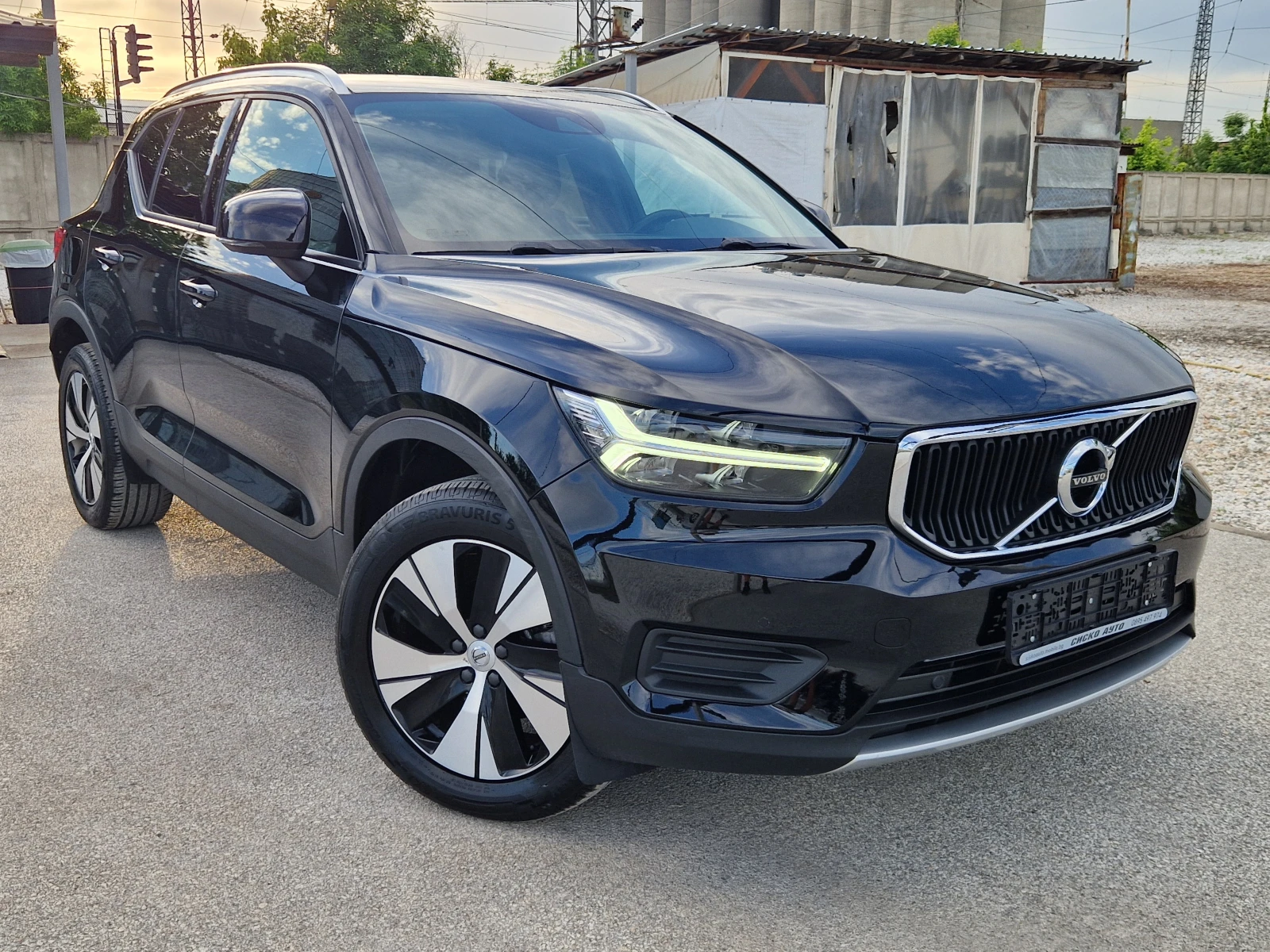 Volvo XC40 2.0 R-Design * CAMERA* FUL LED* I-COCKPIT 2020g, снимка 1