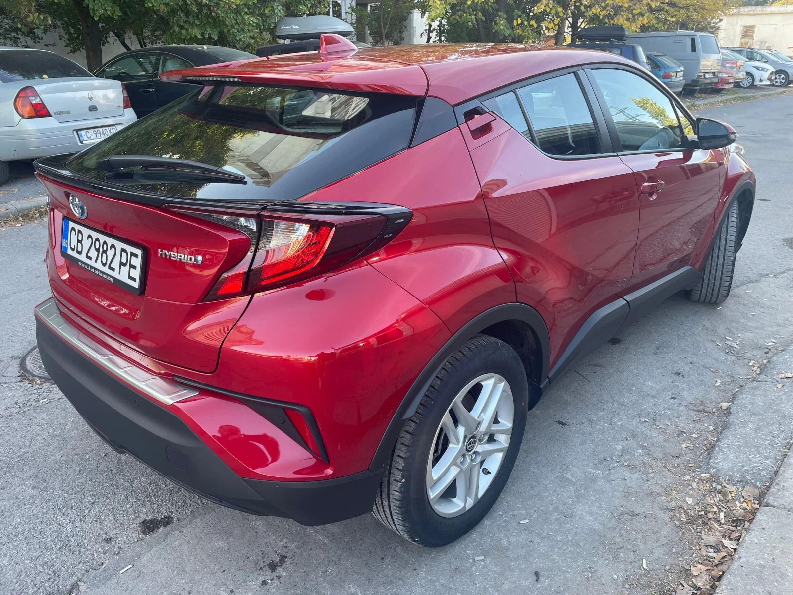 Toyota C-HR 1.8 98 к с 🔝 - изображение 6