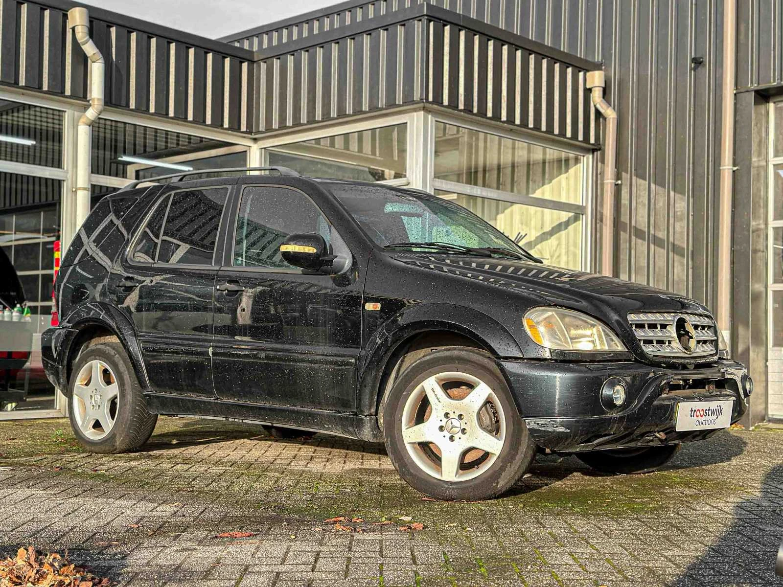 Mercedes-Benz ML 55 AMG  - изображение 4
