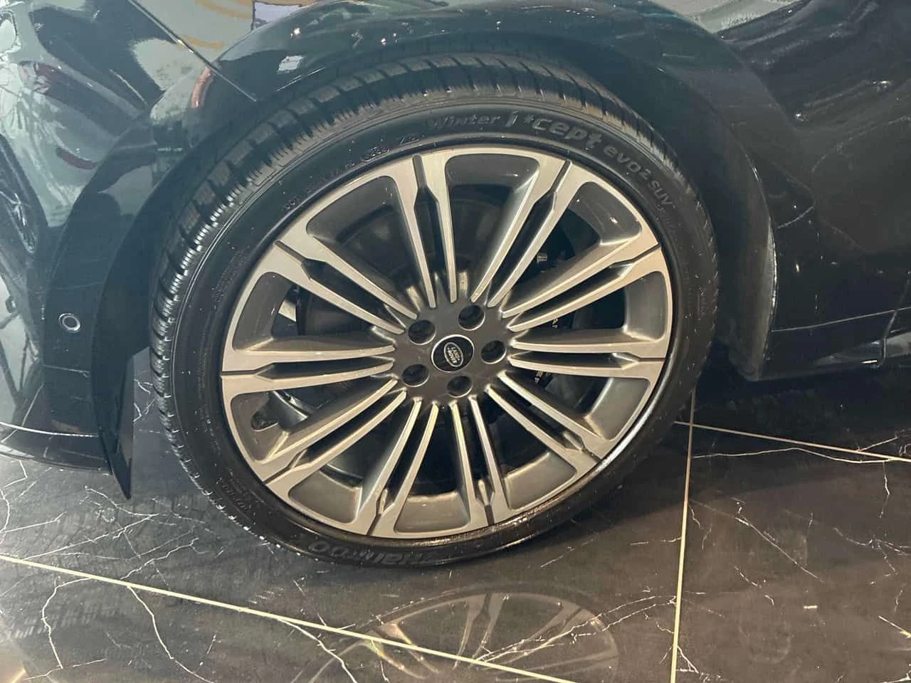 Land Rover Range Rover Sport * Dynamic HSE * DISTRONIC* HEAD-UP* 360* ОБДУХВАНЕ, снимка 6 - Автомобили и джипове - 53952409