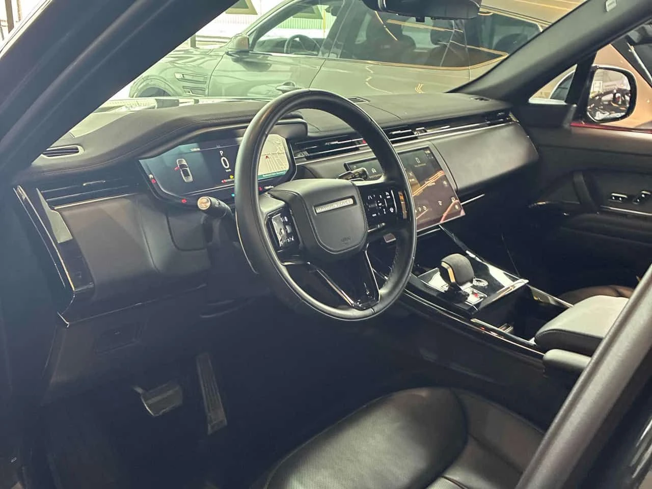 Land Rover Range Rover Sport * Dynamic HSE * DISTRONIC* HEAD-UP* 360* ОБДУХВАНЕ, снимка 7 - Автомобили и джипове - 53952409