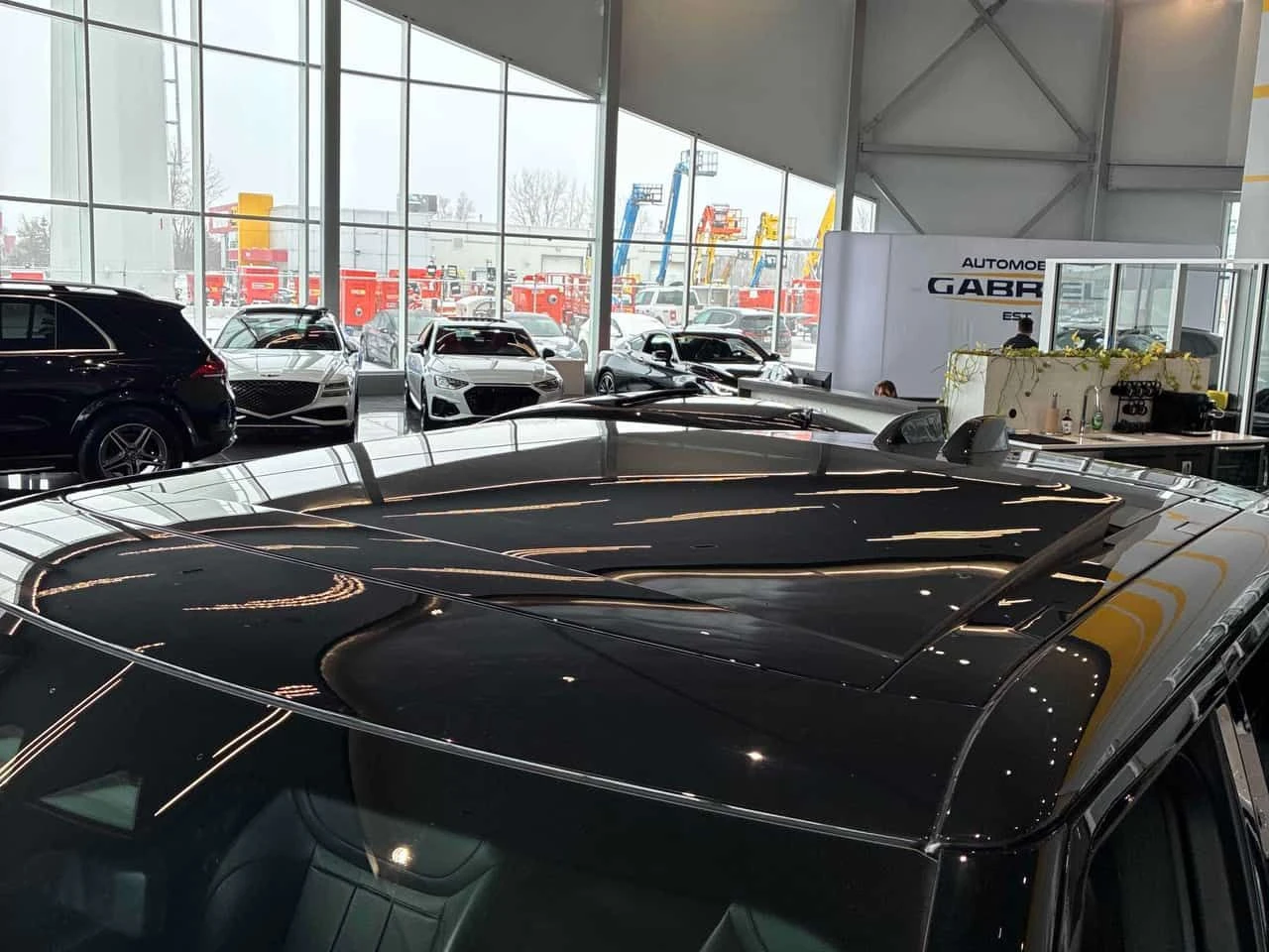 Land Rover Range Rover Sport * Dynamic HSE * DISTRONIC* HEAD-UP* 360* ОБДУХВАНЕ, снимка 13 - Автомобили и джипове - 53952409