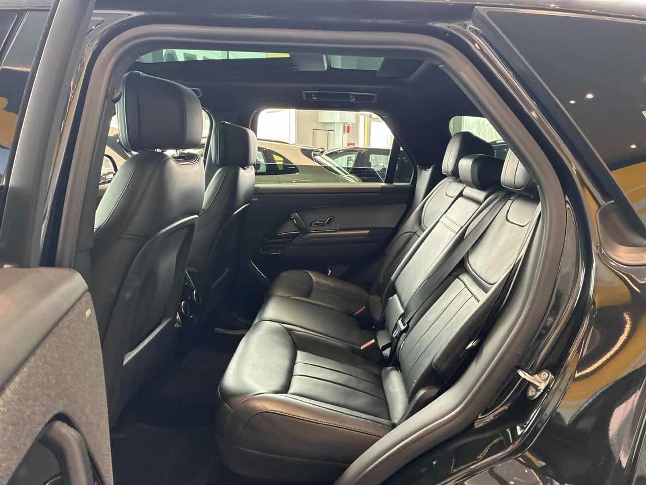 Land Rover Range Rover Sport * Dynamic HSE * DISTRONIC* HEAD-UP* 360* ОБДУХВАНЕ, снимка 11 - Автомобили и джипове - 53952409