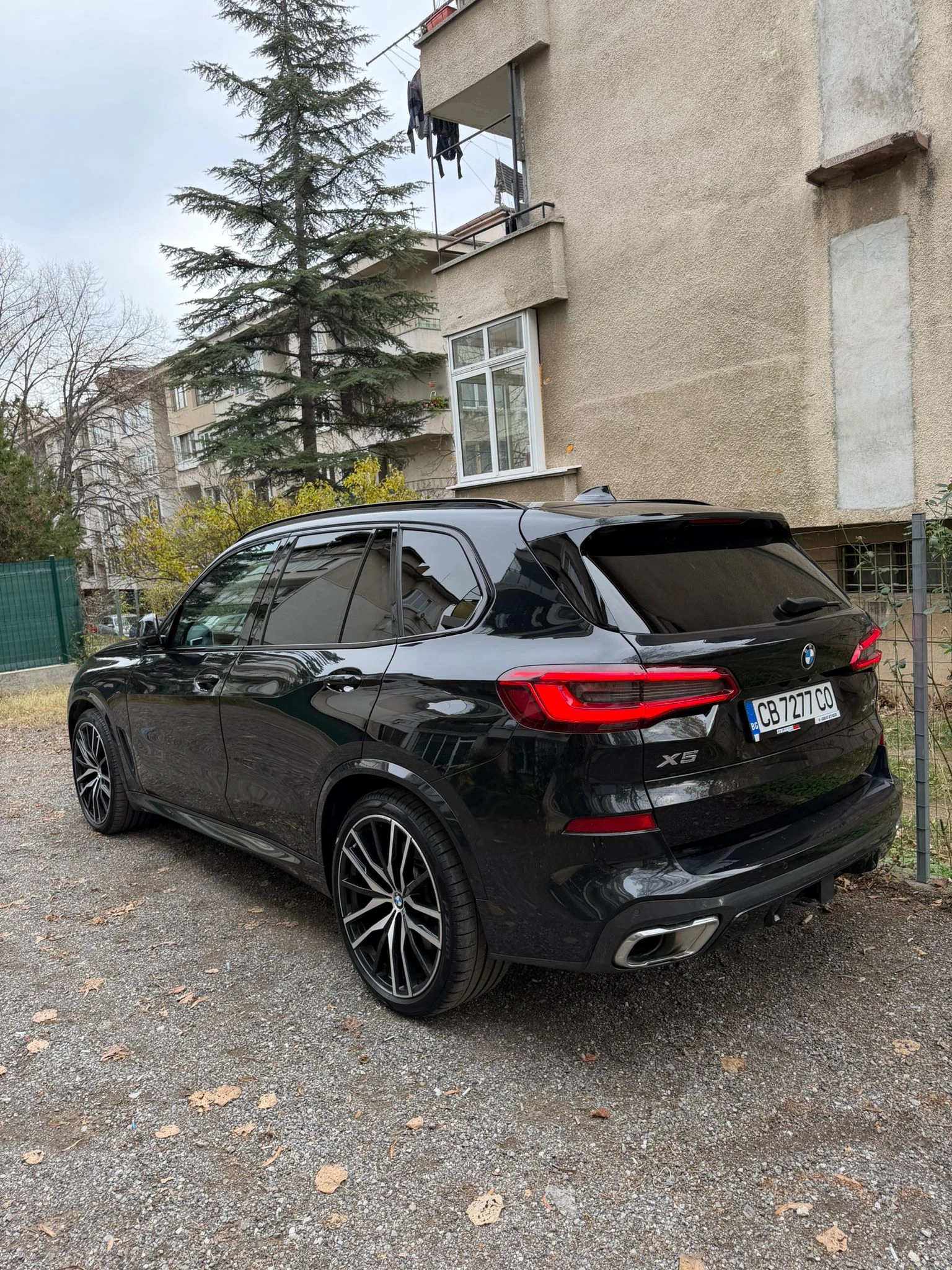 BMW X5 xDrive 40i 22' джанти + Въздух, снимка 4 - Автомобили и джипове - 54680506
