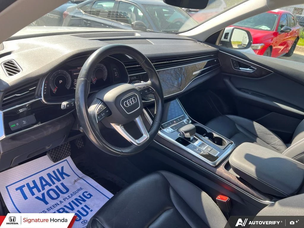 Audi Q8 Progressiv* 360* Distronic* Bose* Обдух* Пано* , снимка 8 - Автомобили и джипове - 54749222