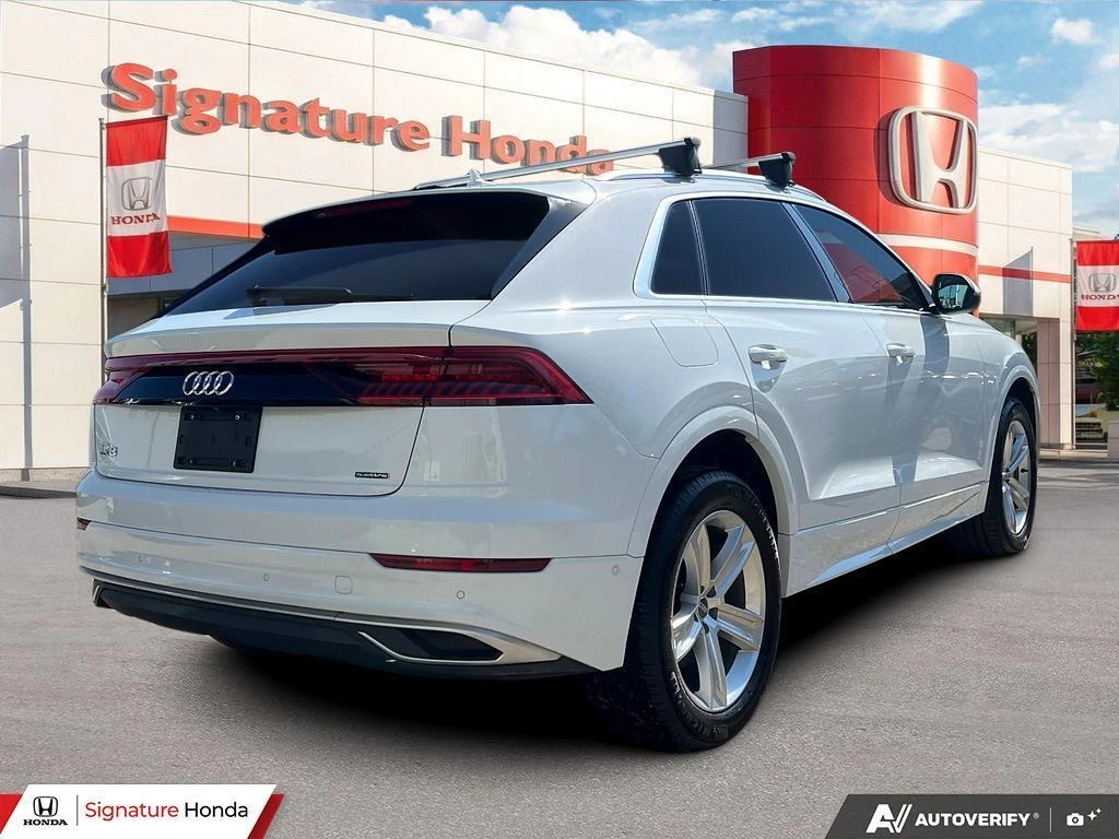 Audi Q8 Progressiv* 360* Distronic* Bose* Обдух* Пано* , снимка 4 - Автомобили и джипове - 54749222