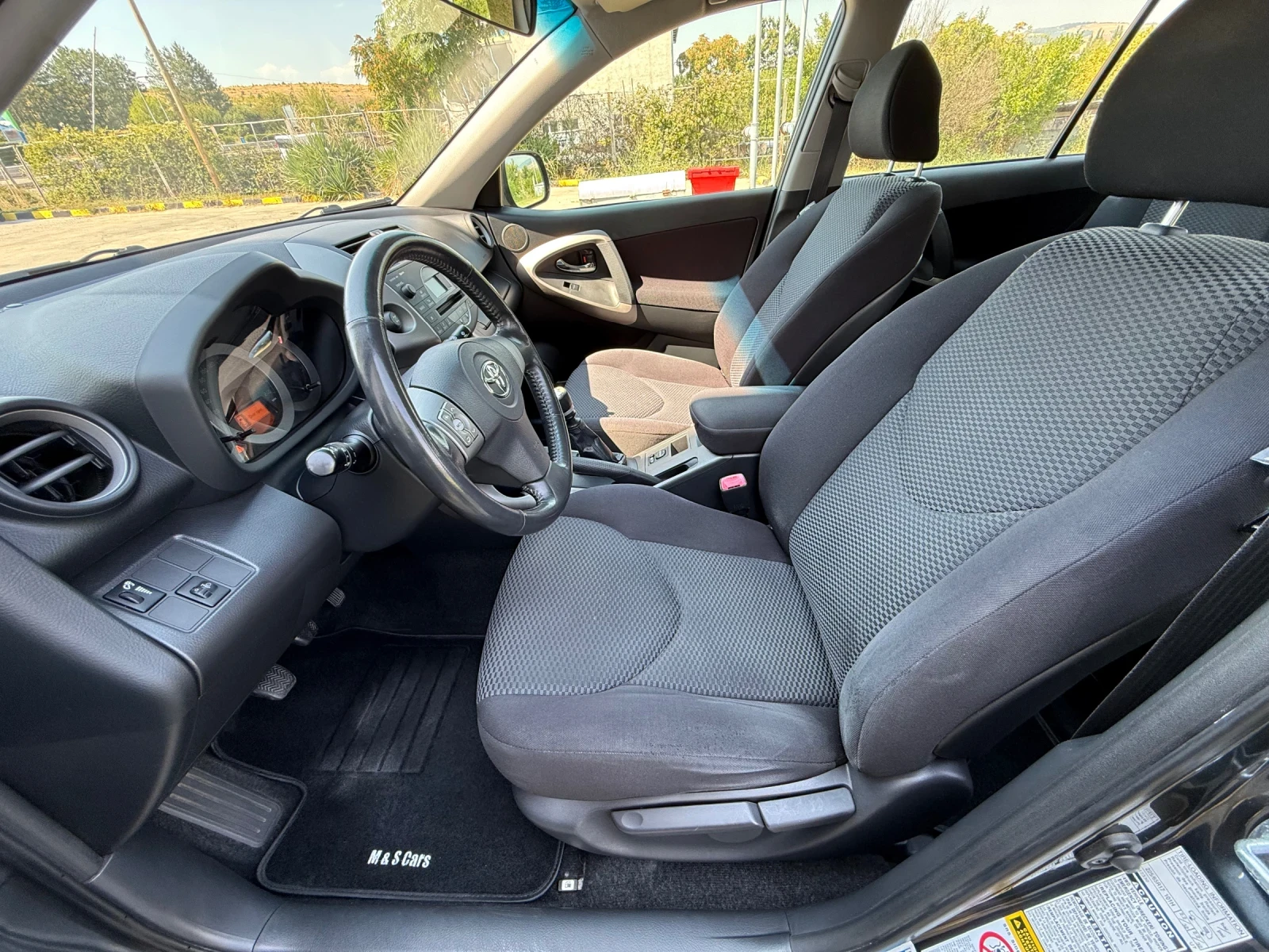 Toyota Rav4 2.2 D4D * 136 К.С* НОВ ВНОС ОТ ИТАЛИЯ* , снимка 9 - Автомобили и джипове - 55751238