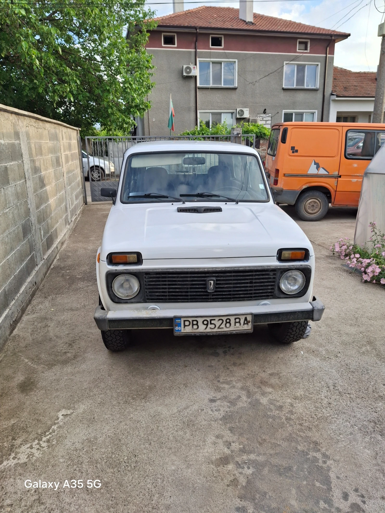 Lada Niva
