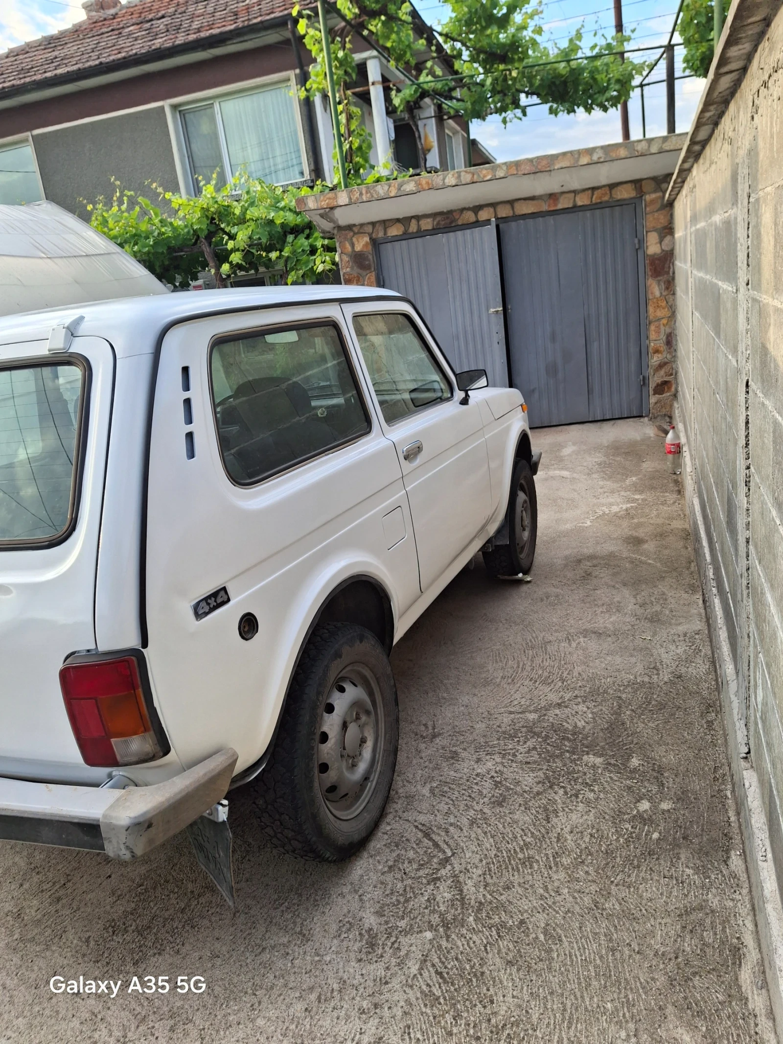 Lada Niva, снимка 2 - Автомобили и джипове - 55815374