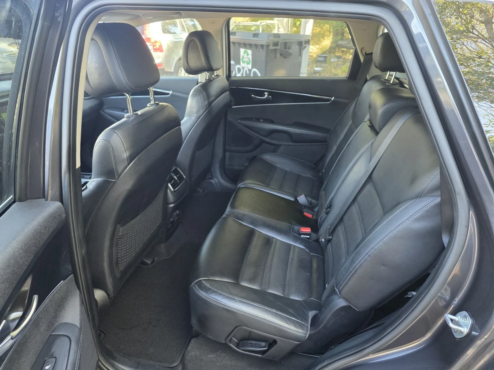 Kia Sorento 2.2CRDI/4X4/АВТОМАТИК/КОЖА/ПАНОРАМА , снимка 10 - Автомобили и джипове - 55981061