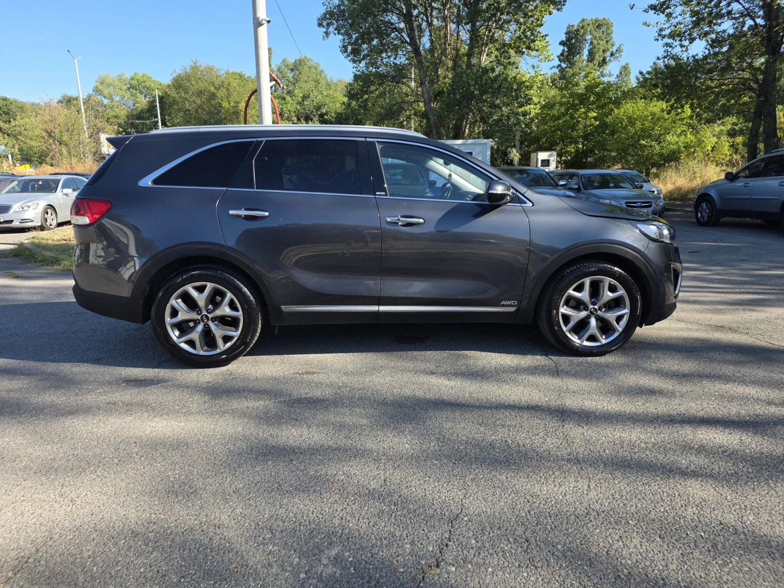 Kia Sorento 2.2CRDI/4X4/АВТОМАТИК/КОЖА/ПАНОРАМА , снимка 7 - Автомобили и джипове - 55981061