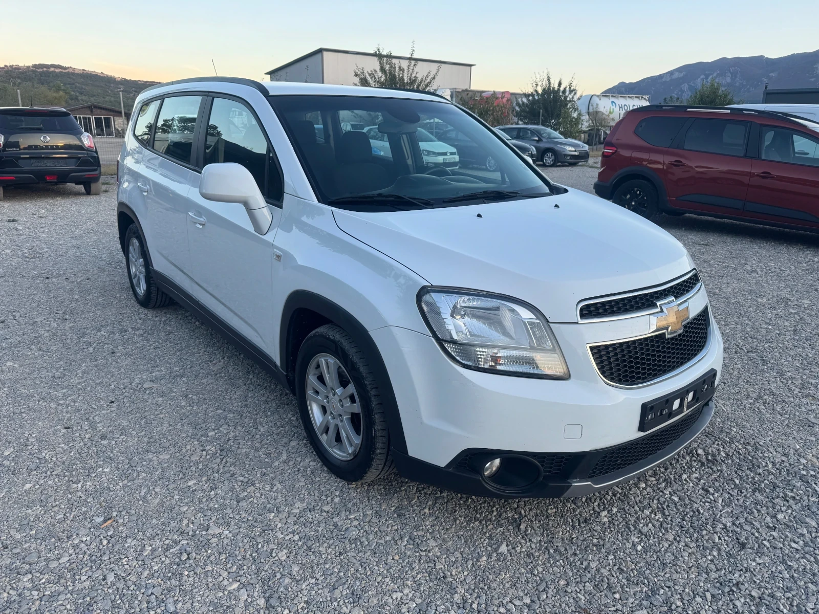 Chevrolet Orlando 2.0d-7 места, снимка 8 - Автомобили и джипове - 56220788
