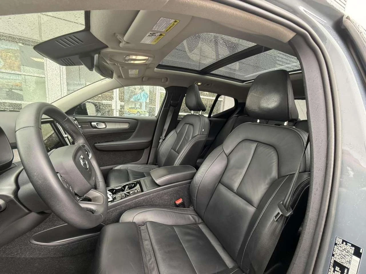 Volvo XC40 B5 AWD Plus Dark Theme, снимка 8 - Автомобили и джипове - 56528213