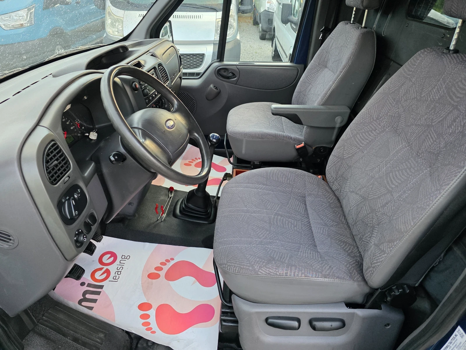 Ford Transit 2.0tdi КЛИМАТИК - изображение 10