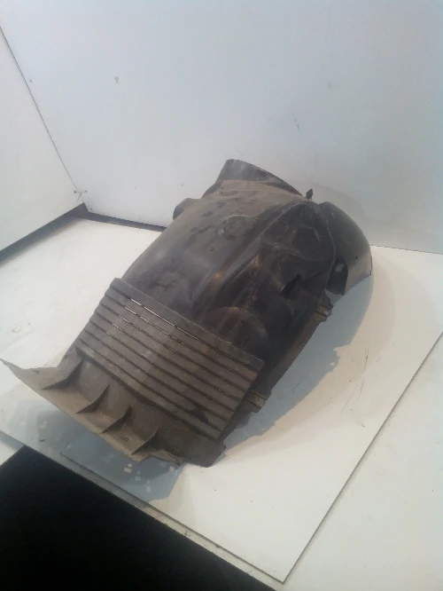 Преден ляв подкалник Рено Меган 1.6 бензин