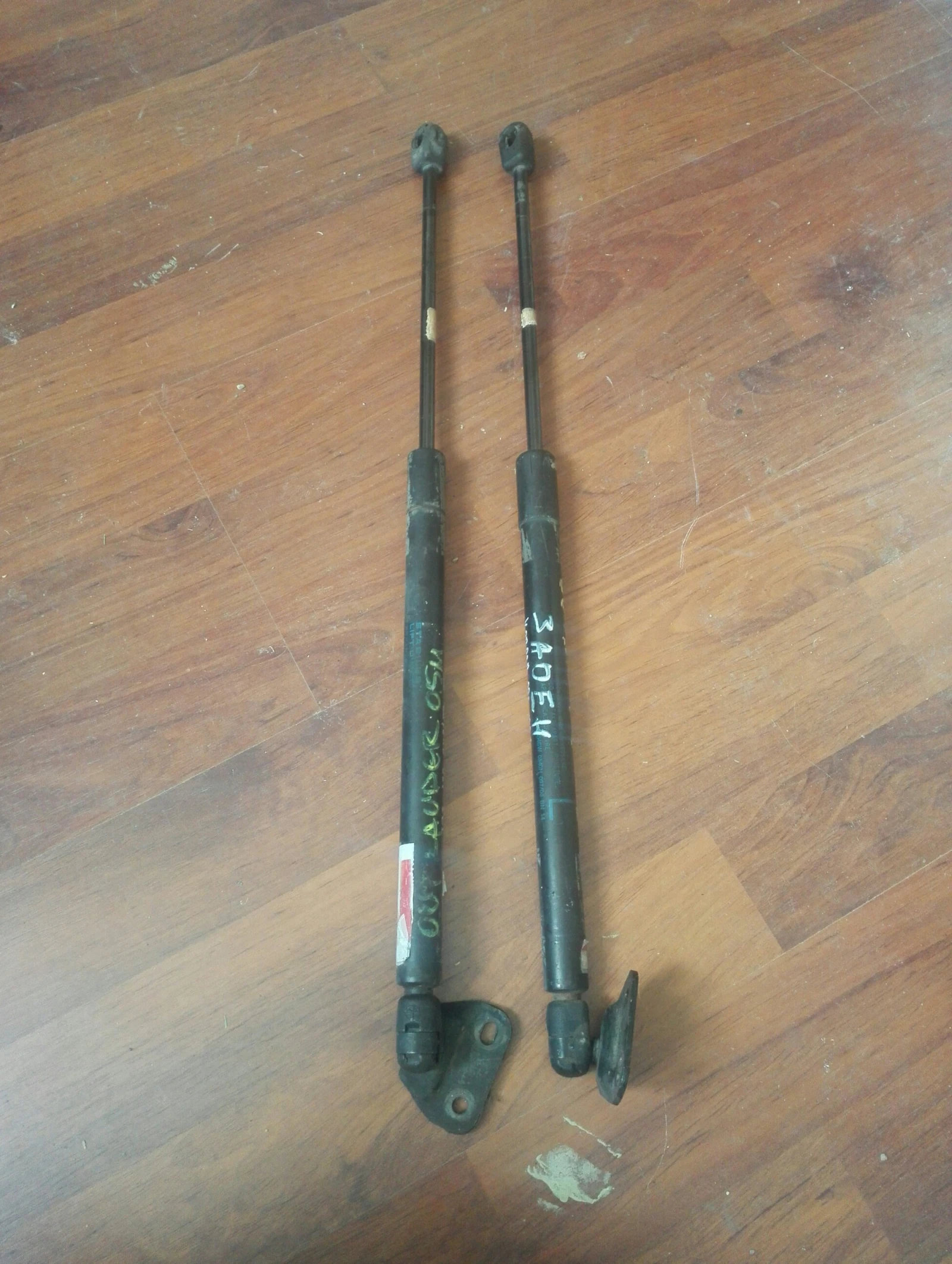  ()      | Mobile.bg   1