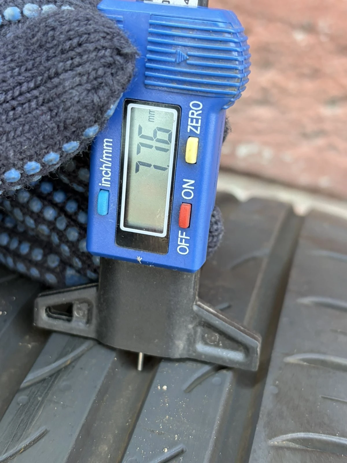 Гуми Летни 205/55R16, снимка 5 - Гуми и джанти - 54335131