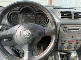 Alfa Romeo Gt 1.9jtd, снимка 5