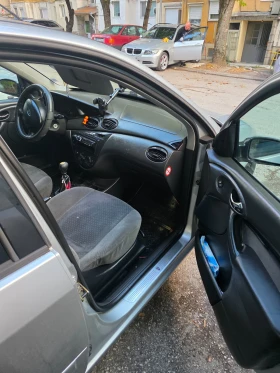 Ford Focus 1.8tdci 115, снимка 11
