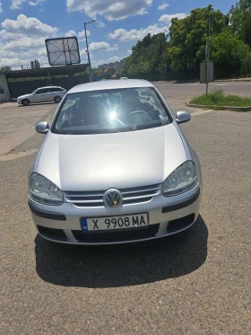     VW Golf 1.6i