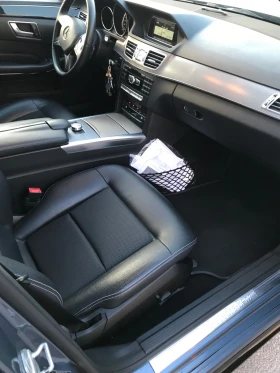 Обява за продажба на Mercedes-Benz E 200 AMG F1  ~29 000 лв. - изображение 9