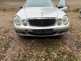  Mercedes-Benz E 320