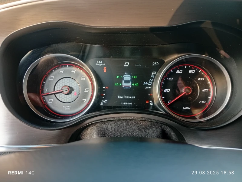 Dodge Charger Има възможност за лизинг през лизингова компания , снимка 8 - Автомобили и джипове - 51537449